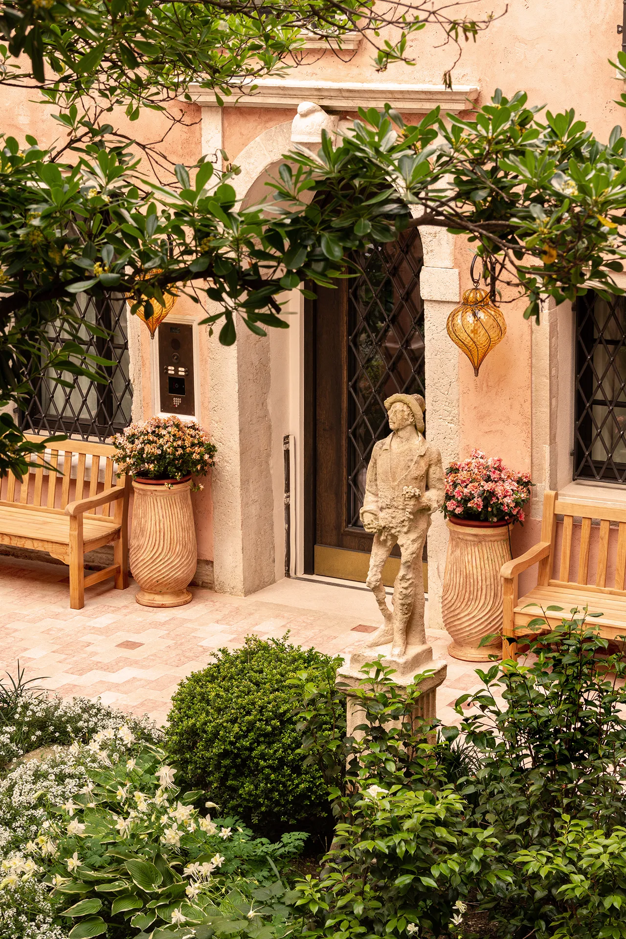 ecco-concierge-palazzo-cristo